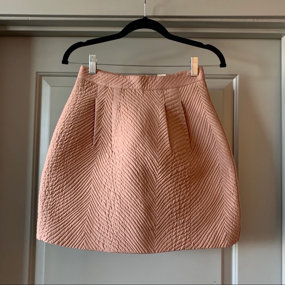 H&M Structured Blush Mini Skirt - Picture 1 of 7